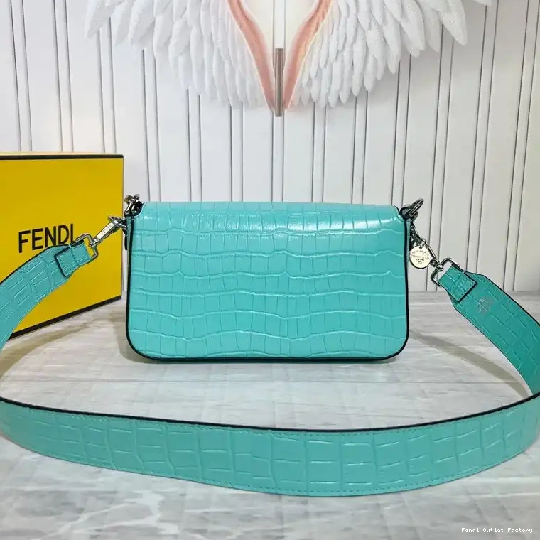 Vintage HOT In Leather Bag Baguette Tiffany Blue Medium Crocodile Fendi 0518
